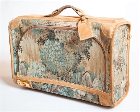 the french company luggage